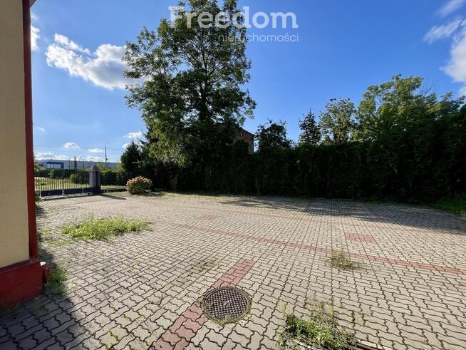 Kompleks usługowy 987 m² | Działka 3211 m² | Łęczyca