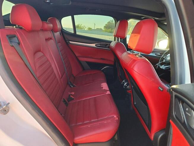 Alfa Romeo Stelvio 2021