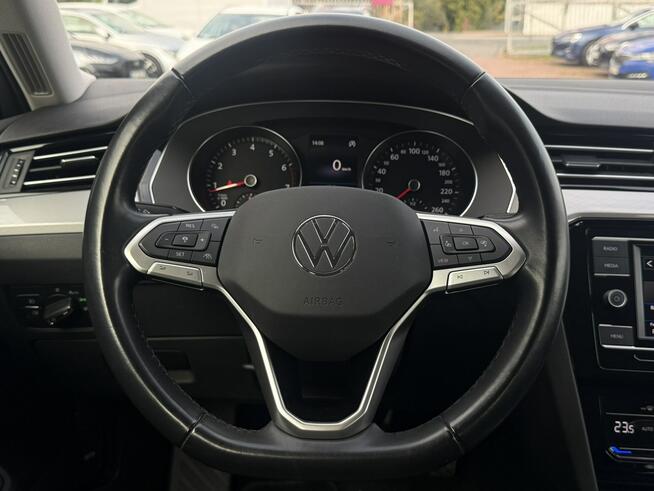 Volkswagen Passat Variant Salon Polska Poleasingowy I właściciel Serwis ASO VAT 23% Bezwypadkowy