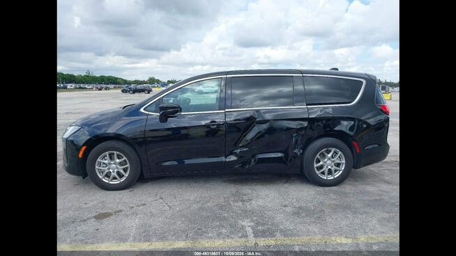 Chrysler Pacifica 2027
