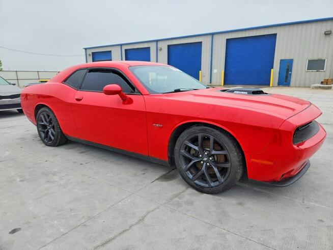Dodge Challenger 2016