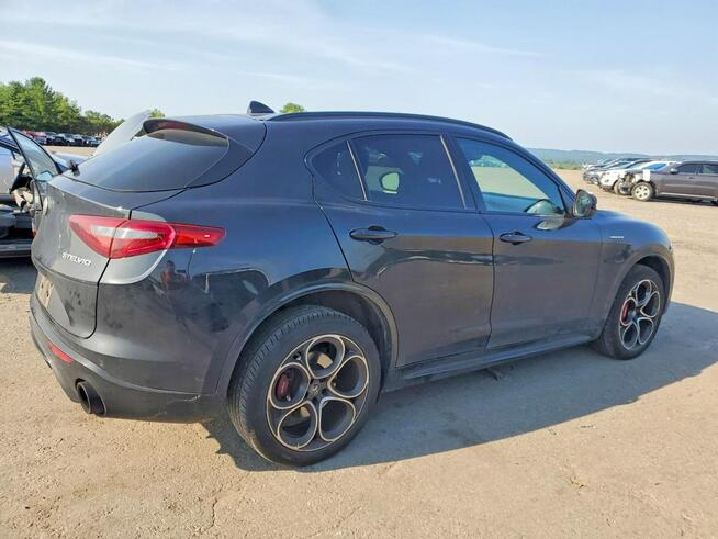 Alfa Romeo Stelvio 2022