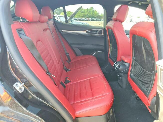 Alfa Romeo Stelvio 2022