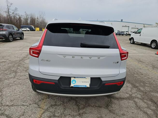 Volvo XC 40 2022