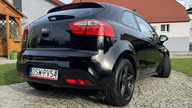 Kia Rio 1.4 Benz. 109KM - Zarejestrowany - Serwisowany, Klimatyzacja, Czujniki