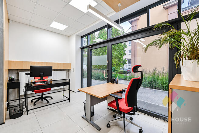 67 m2, centrum, parking, witryna, wysoki standard