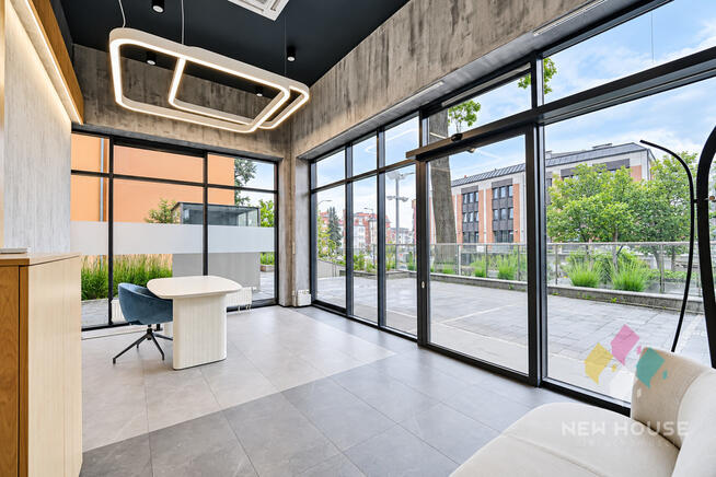 67 m2, centrum, parking, witryna, wysoki standard