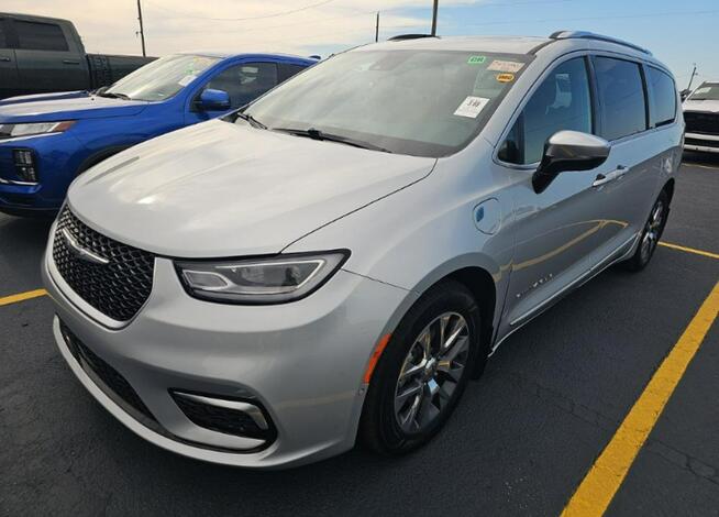 Chrysler Pacifica