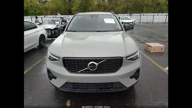 Volvo XC 40 2023
