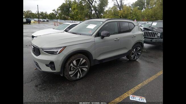 Volvo XC 40 2023