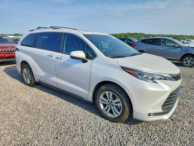 Toyota Sienna PLATINIUM / AWD / Hybryda