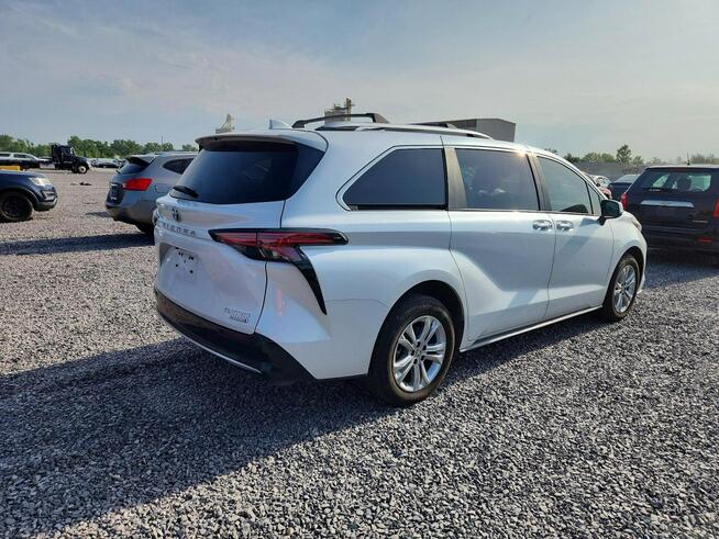 Toyota Sienna PLATINIUM / AWD / Hybryda