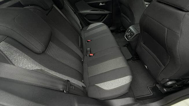 Peugeot 3008 1.6 hdi ledy asystenci radar podgrzewane fotele 1wl serwis 1.r.gwaranc