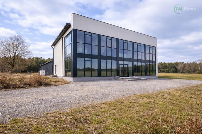 Budynek prod.-handl. z biurami | 1240 m²