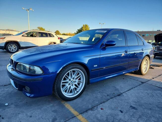 BMW M5 2001