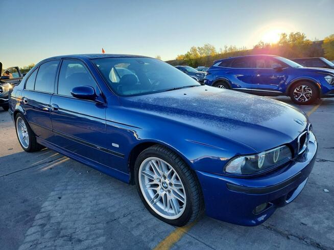 BMW M5 2001