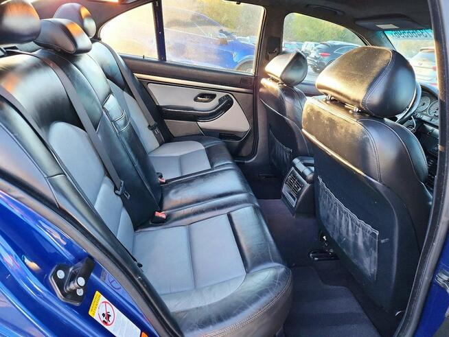 BMW M5 2001