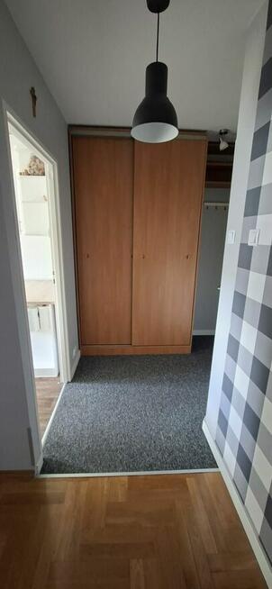 SPRZEDAM BEZPOŚREDNIO -2 Pokoje z osobną kuchnią i balkonem