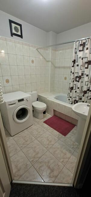 SPRZEDAM BEZPOŚREDNIO -2 Pokoje z osobną kuchnią i balkonem