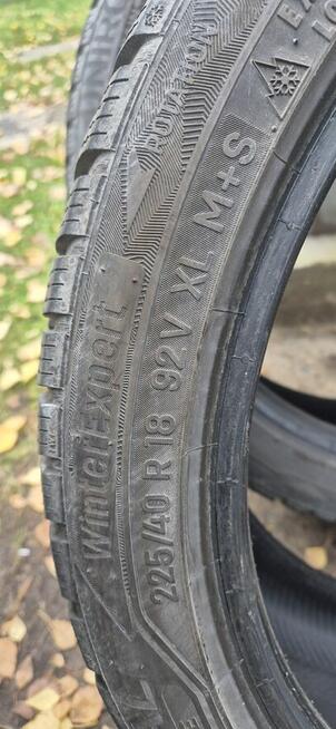 2x zima UNIROYAL WINTER EXpert 225 40 18 XL.7mm.22r