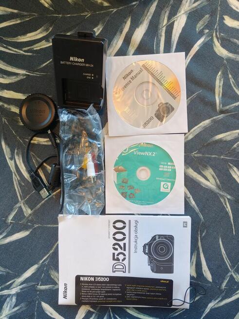 Aparat Nikon D5200 + Obiektyw 18-55 VR | Komplet z Torbą!