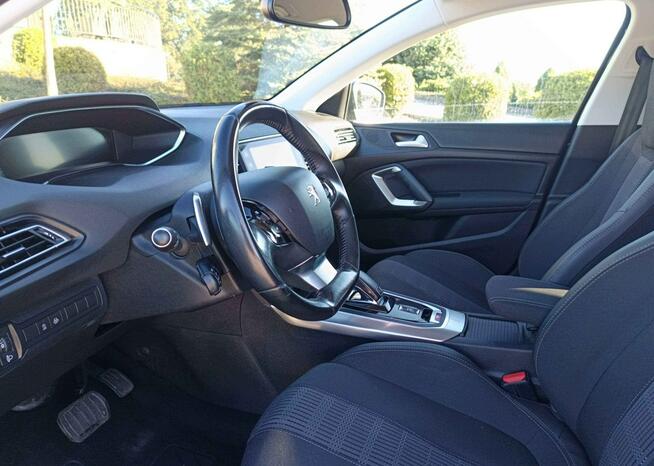 Peugeot 308 2021