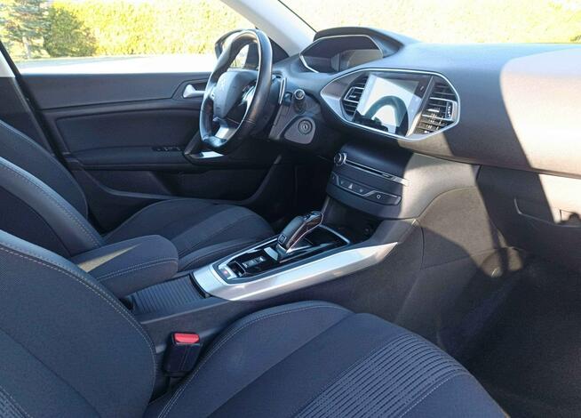 Peugeot 308 2021