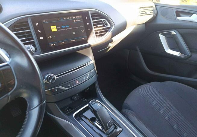 Peugeot 308 2021