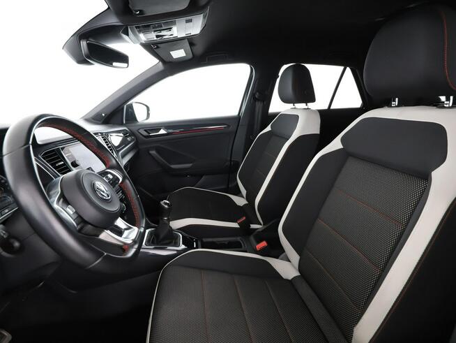 Volkswagen T-Roc 2019