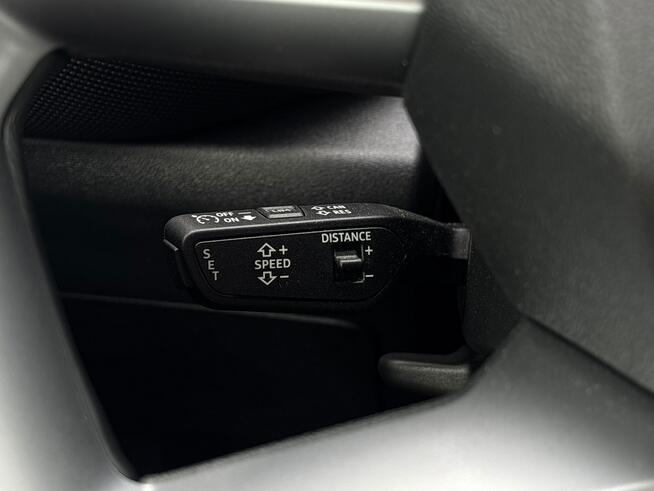 Audi Q5 S Line_LEDplus_ACC_CarPlay_3-strefy