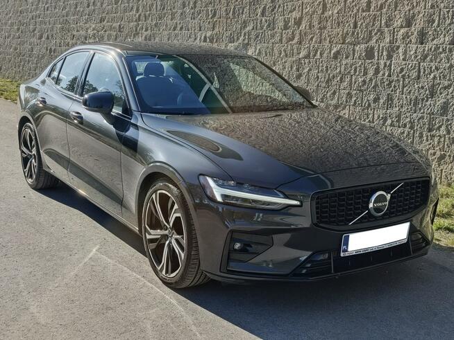Volvo S60 2023