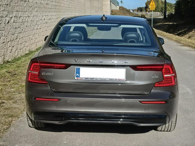 Volvo S60 2023
