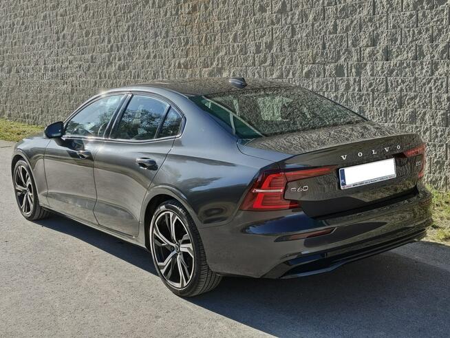 Volvo S60 2023