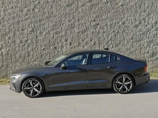 Volvo S60 2023