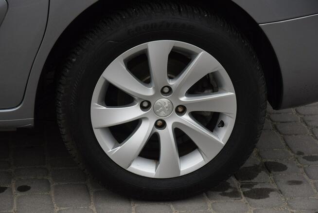 Peugeot Partner 1.6HDI 2015r 120KM Navi PDC Panorama Zadbany Sprowadzony
