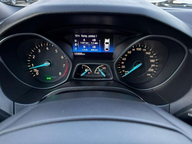 Ford Focus Benzyna 182 KM • ST Line • Zarejestrowany • 40 zdjęć