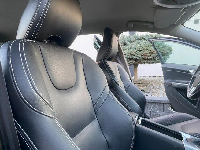 Volvo V60 2015