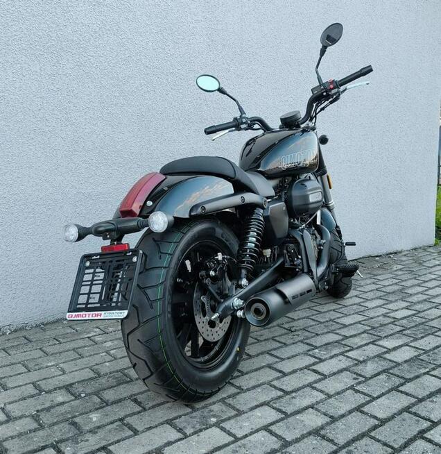 QJMOTOR SRV 125V QJMOTOR SRV12 V2 14KM Chopper Dostawa pod dom Raty 0% Sakwy