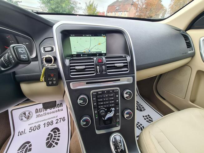 Volvo XC 60 4x4 Automat Navi PDC Xenon Led Klimatronik Sensory Tempomat Halogeny