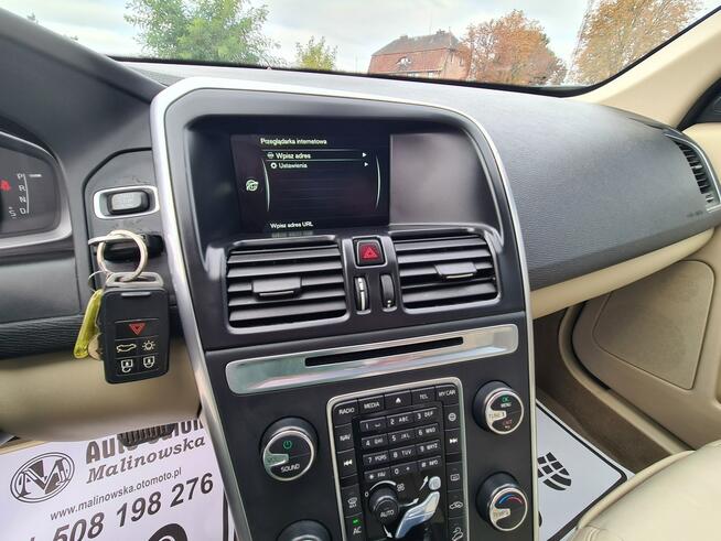 Volvo XC 60 4x4 Automat Navi PDC Xenon Led Klimatronik Sensory Tempomat Halogeny