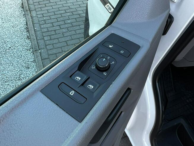 Volkswagen Transporter 2023