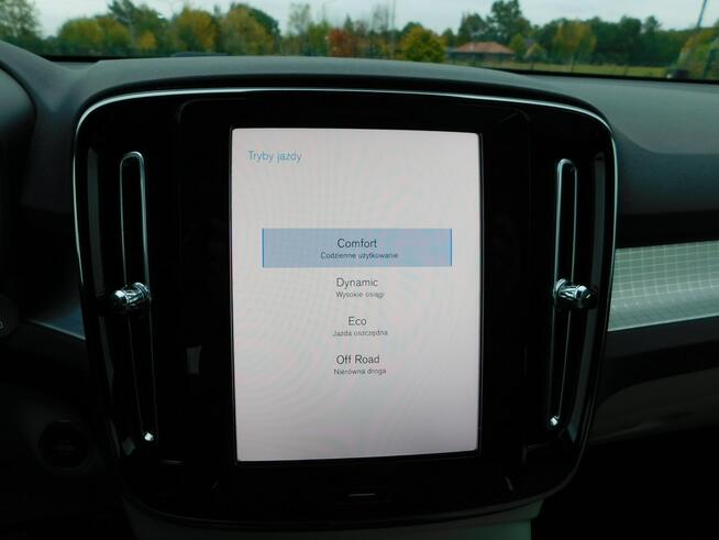 Volvo XC 40 z Gwarancją Skóra Beżowa Fotele Podgrzewane Kamera