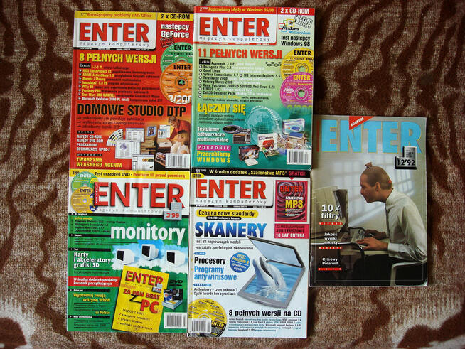 CHIP. PC WORLD KOMPUTER. ENTER. 46x. CD 31x. Kalibrator LCD