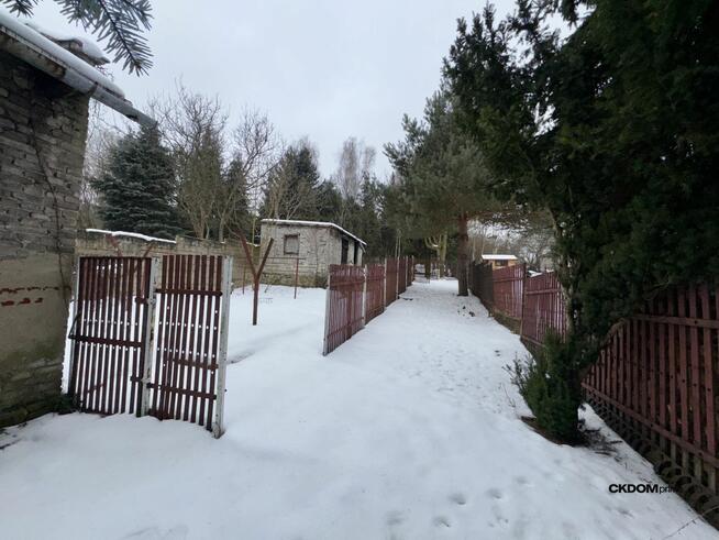 Dwa budynki mieszkalne i ponad 2000 m² gruntu w Starachowicach