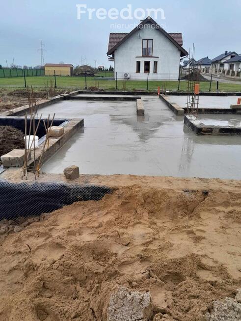 Działka z fundamentami, projektem domu i pozwoleniem Gościno