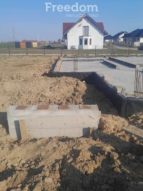 Działka z fundamentami, projektem domu i pozwoleniem Gościno
