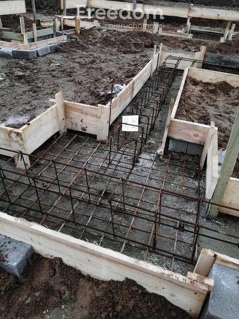 Działka z fundamentami, projektem domu i pozwoleniem Gościno