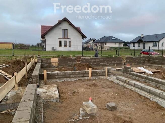 Działka z fundamentami, projektem domu i pozwoleniem Gościno