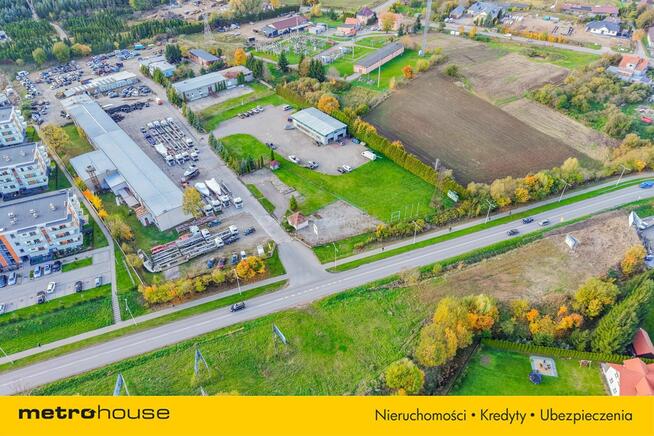 Plac 1400 m² z zapleczem gospodarczym do wynajęcia