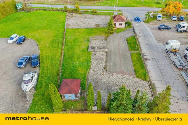 Plac 1400 m² z zapleczem gospodarczym do wynajęcia